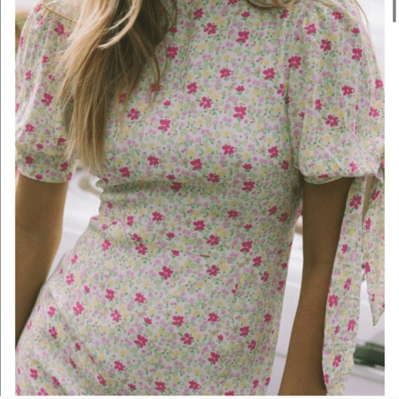 Charlie Holiday Dress 8 Floral Rayon Mini Sun Feminine Chic Coquette - Picture 3 of 16